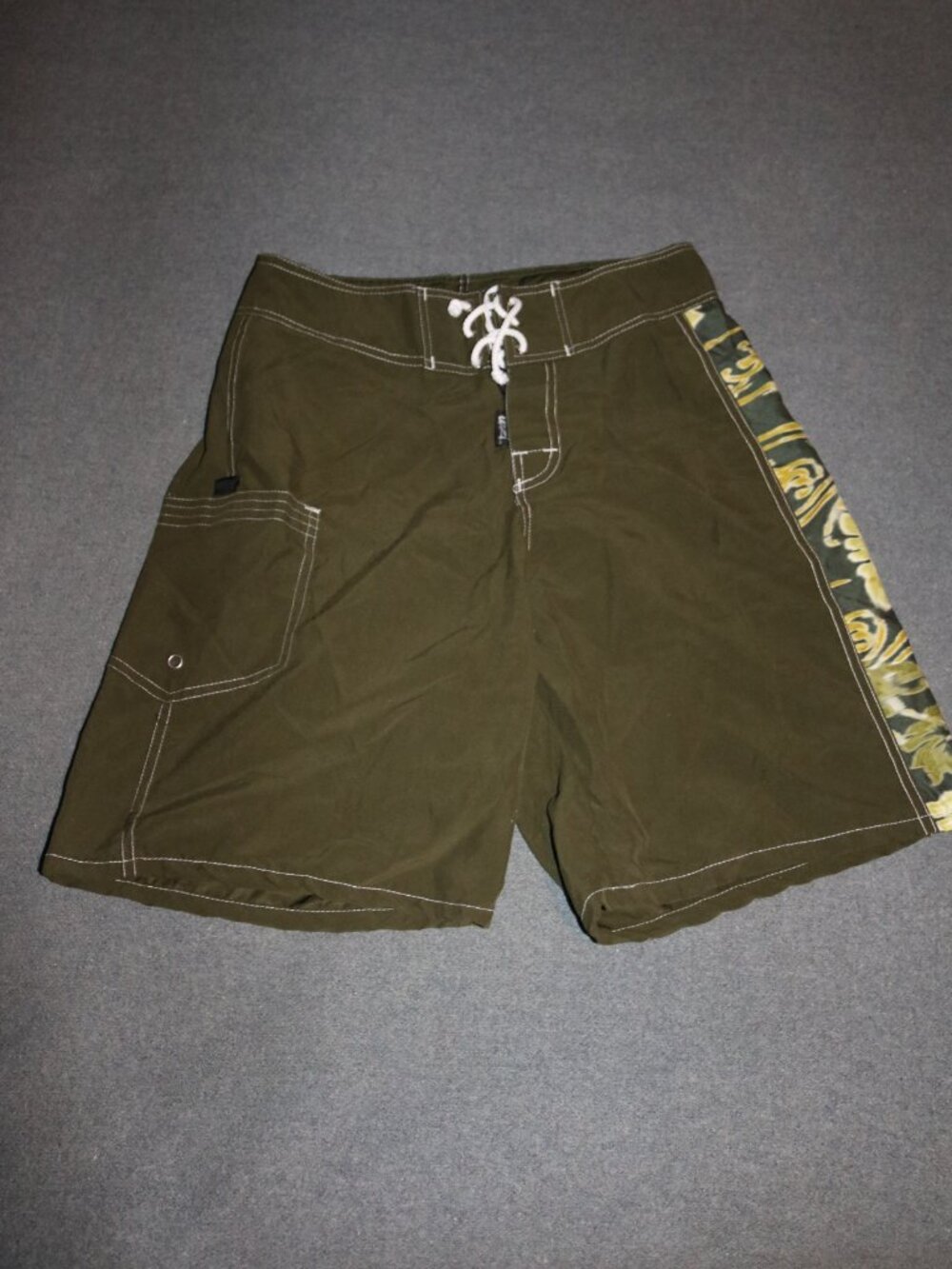 UZZI Board Shorts Boys 28 Green Amphibious Gear Surf Swim Trunks
